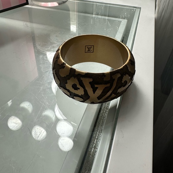 Louis Vuitton Wooden Monogram Bangle - Picture 2 of 4